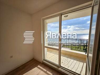 Продажба - Апартамент в Свети Влас,  Бургас