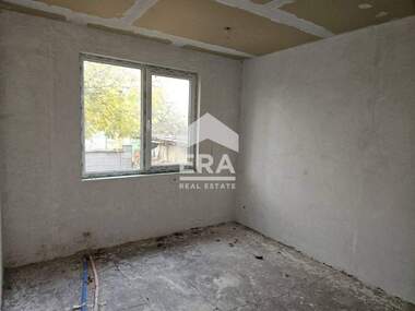 Satış - Ev olarak Letnica,  Loveç