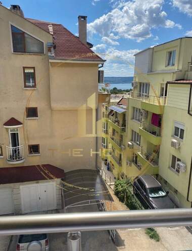 Miete - Wohnung in Briz,  Warna