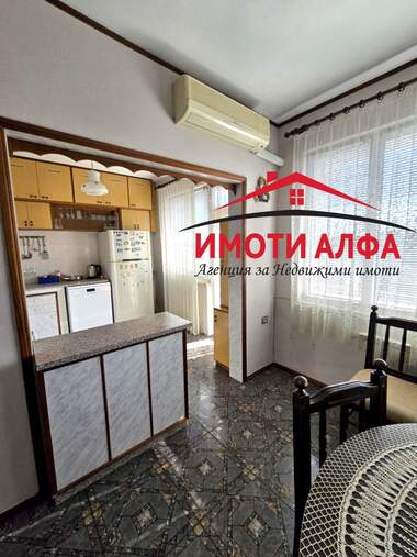 Продажа - Квартира в Овчарски,  Хасково