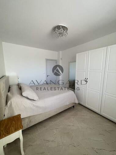 Продажба - Апартамент в Остромила,  Пловдив