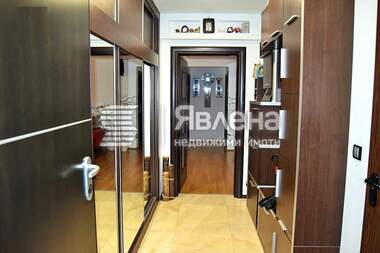 Продажба - Апартамент в Поморие,  Бургас
