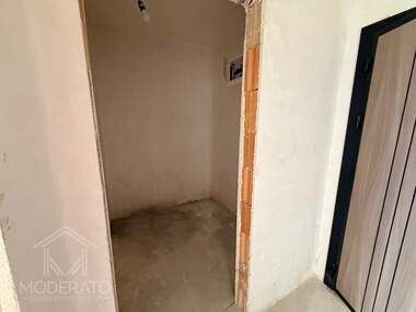 Продажба - Апартамент в Славейков,  Бургас