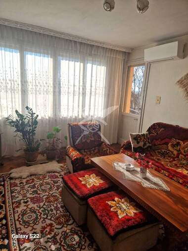Продажа - Квартира в Айтос,  Бургас