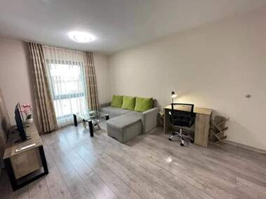 Miete - Wohnung in Mladejki halm,  Plowdiw