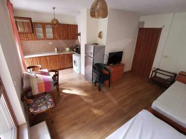 Închiriere - Apartament în Liatno kino Trakia,  Varna