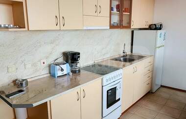 Satış - Apartman olarak Balçik,  Dobriç