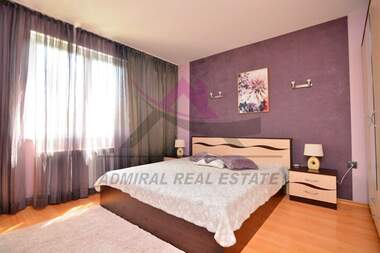 For rent - Floor of a house in Briz,  Varna