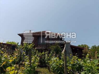 For sale - House in Izgrev,  Burgas