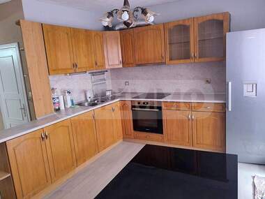 Vânzare - Apartament în Kolhozen pazar,  Varna