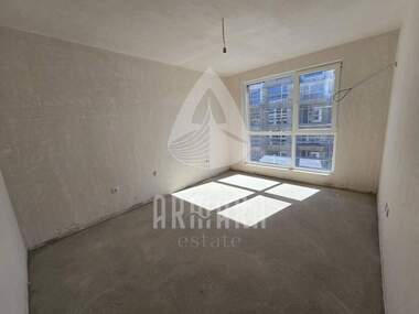 Verkauf - Wohnung in Üjen,  Plowdiw