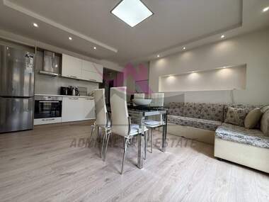 For rent - Apartment in Center,  Varna