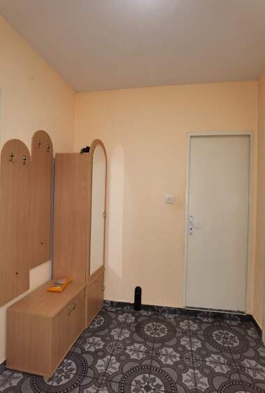 Продажба - Апартамент в Дружба 1,  Русе