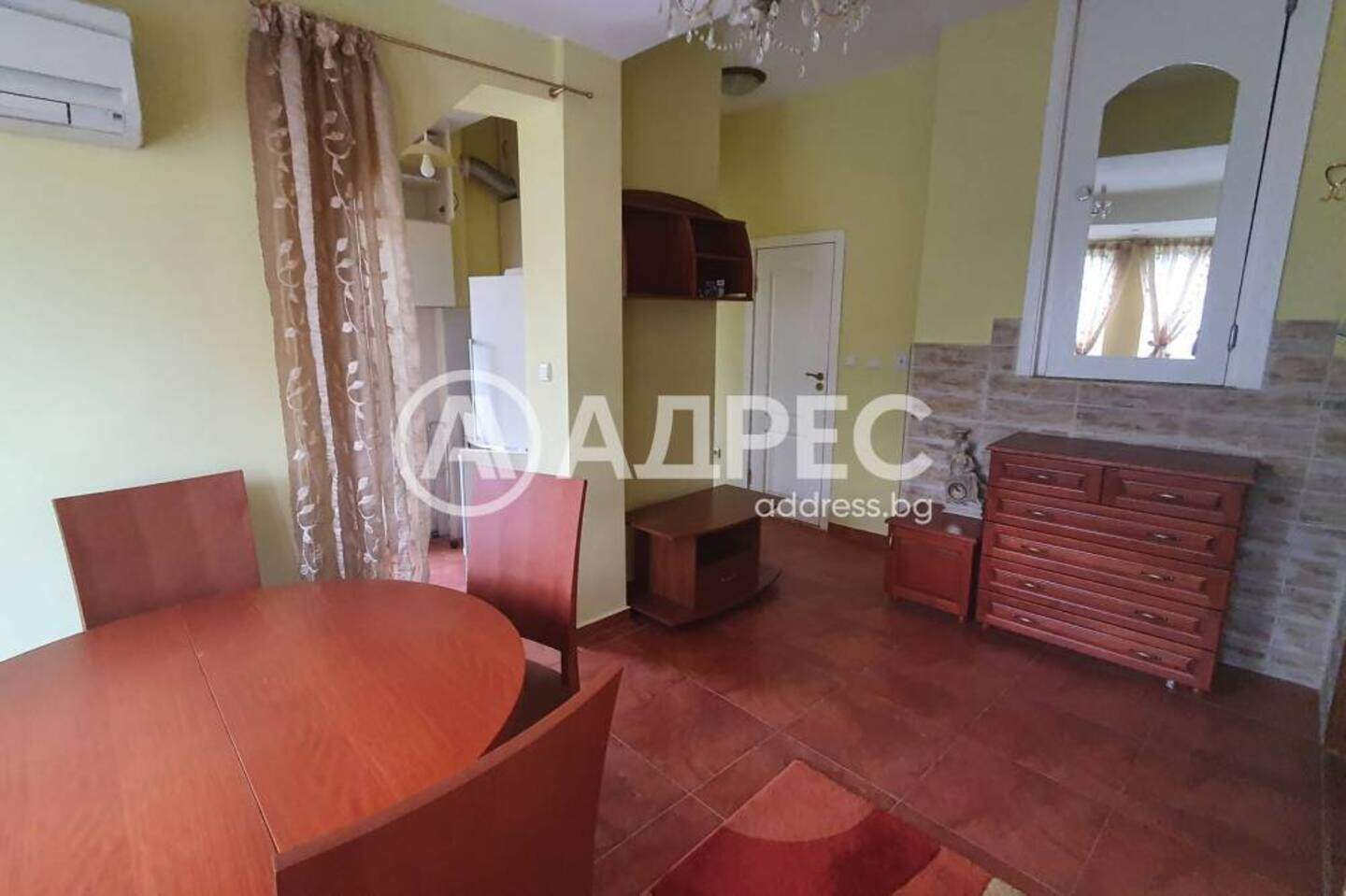 Cu două camere Apartament în Zimno kino Trakia, Varna – fotografia 2