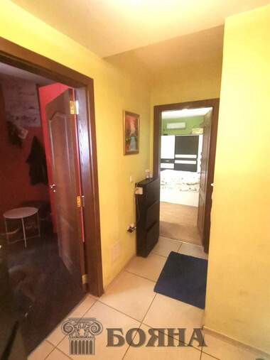Vânzare - Apartament în Văzrajdane,  Ruse