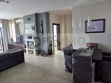 Vânzare - Apartament în Topola,  Dobrice