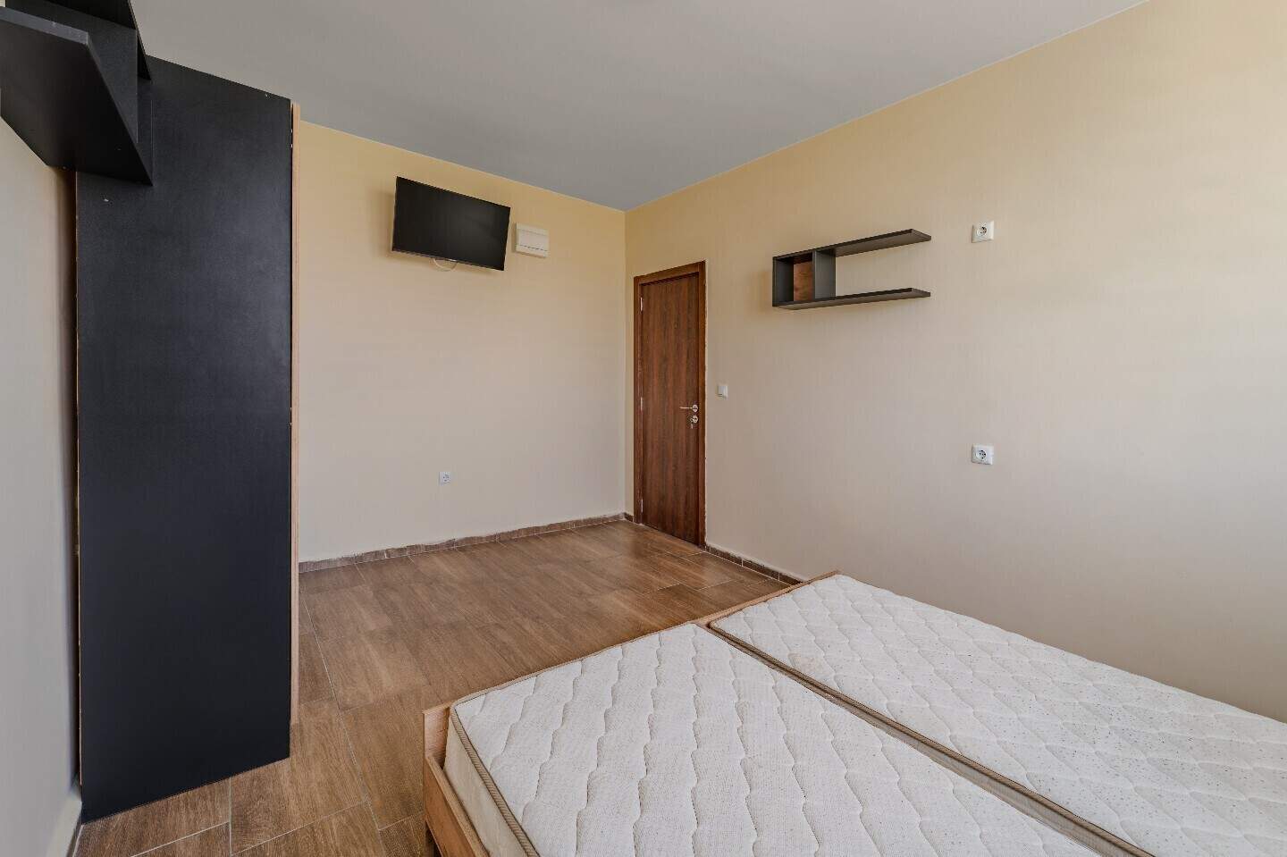 Vierzimmer Wohnung in Buzludja, Weliko Tarnowo – Foto 8
