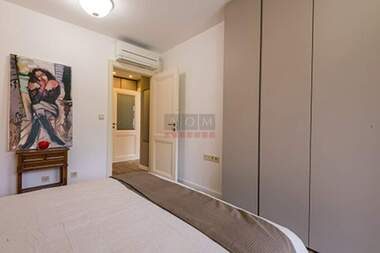 Închiriere - Apartament în Simeonovo,  Sofia