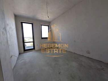 Продажа - Квартира в Колхозен пазар,  Варна