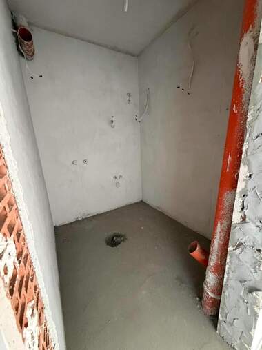 Vânzare - Apartament în Ostromila,  Plovdiv