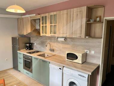 Miete - Wohnung in Lazur,  Burgas