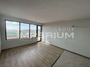 Vânzare - Apartament în Vinița,  Varna