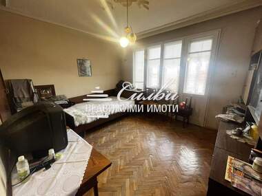 Продажба - Етаж от къща в Пожарната,  Шумен
