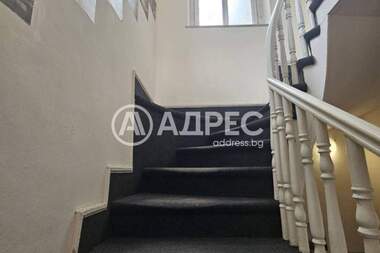 Ενοίκιο - Γραφείο σε Център,  Варна