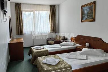 Vânzare - Hotel în Aprilți,  Lovece
