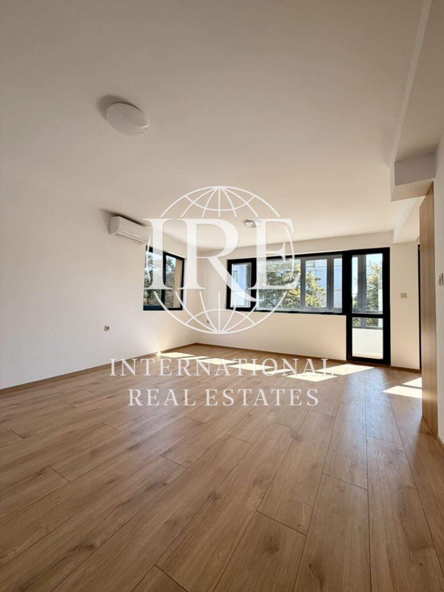 2 bedroom Apartment in Kolhozen pazar, Varna – photo 3