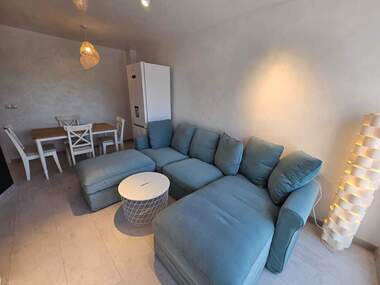 Închiriere - Apartament în Mladejki hălm,  Plovdiv
