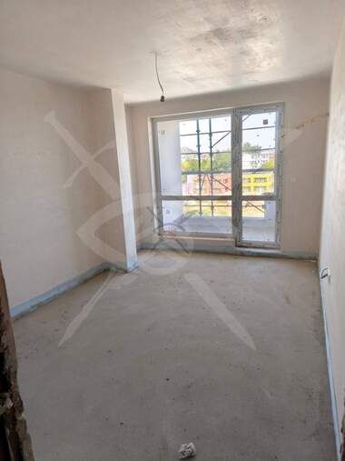 For sale - Apartment in Iujen,  Plovdiv