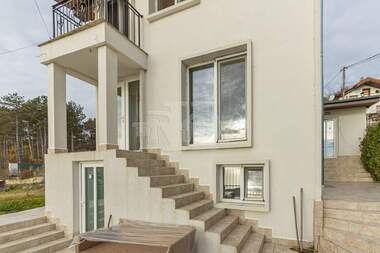 For sale - House in Akchelar,  Varna