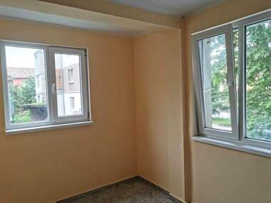 Продажба - Апартамент в Металург,  Враца