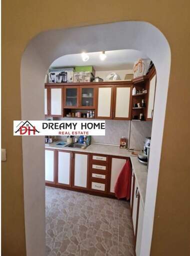 Satış - Apartman olarak Vazrojdenci,  Karcali