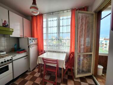 For sale - Apartment in Center,  Pazardjik
