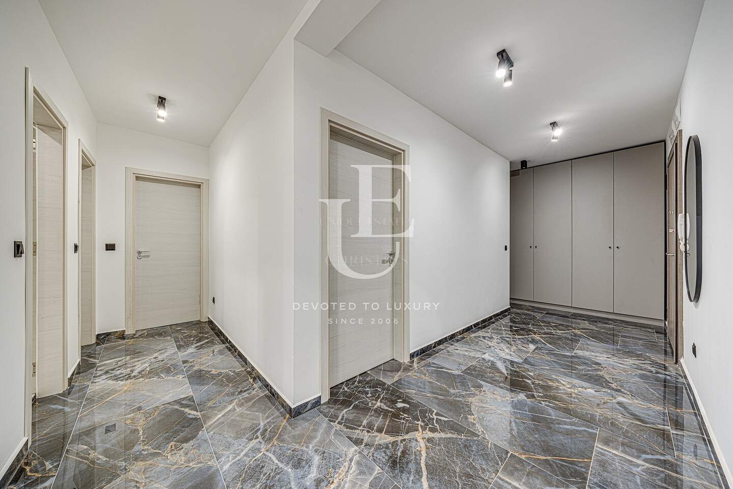 2 bedroom Apartment in Krasno selo, Sofia – photo 4