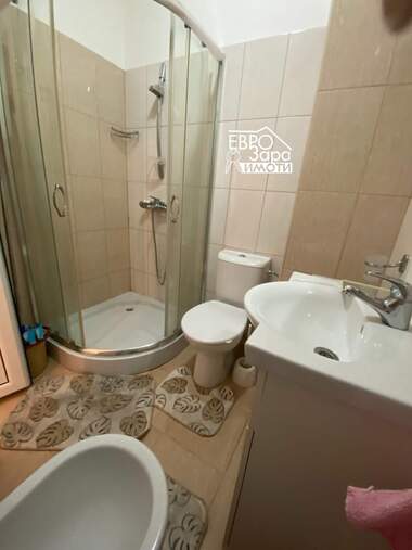 Miete - Wohnung in Tri tschutschura-üg,  Stara Zagora