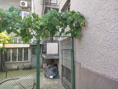 For sale - Floor of a house in Rodina 2,  Ruse