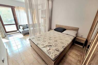 Продажба - Апартамент в Център,  Варна