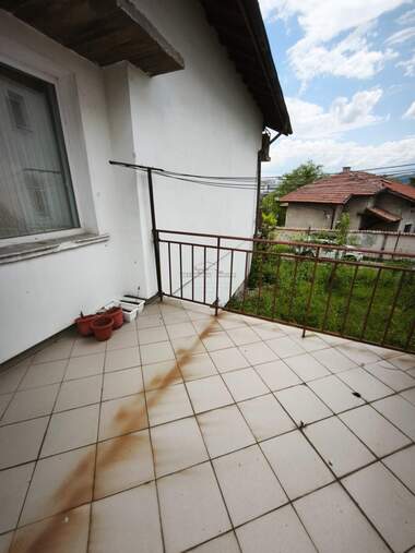 Vânzare - Casă în Baîkușeva mahala,  Pernik