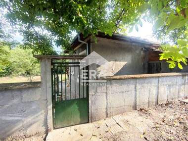 For sale - House in Knijovnik,  Haskovo