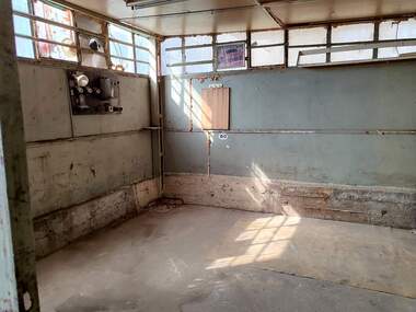 Închiriere - Spațiu industrial/Spațiu de depozitare/Depozit în Promișlena zona - Sever,  Dobrice