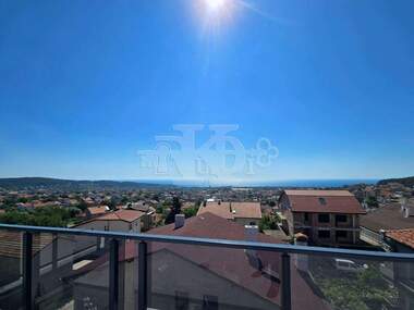 Vânzare - Apartament în Vinița,  Varna