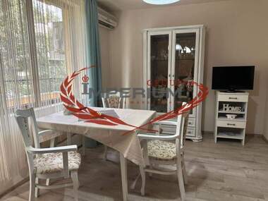 Închiriere - Apartament în Center,  Varna
