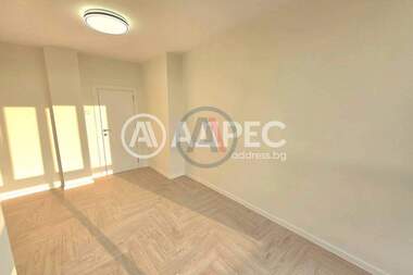 Vânzare - Apartament în Avtogara,  Varna
