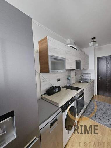 Închiriere - Apartament în Izgrev,  Burgas