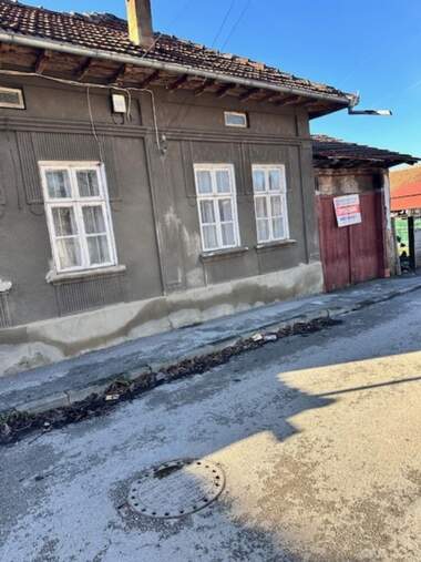 For sale - House in Zlatarica,  Blagoevgrad