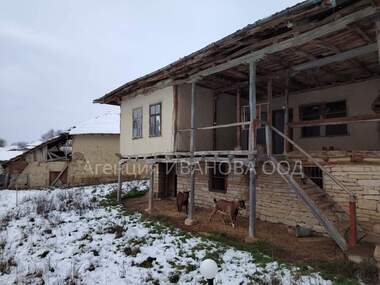 Продажба - Къща в Еленово,  Търговище