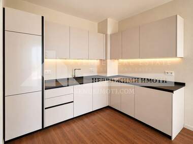 For sale - Apartment in Mladejki halm,  Plovdiv